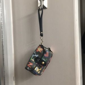 Dooney & Bourke wristlet